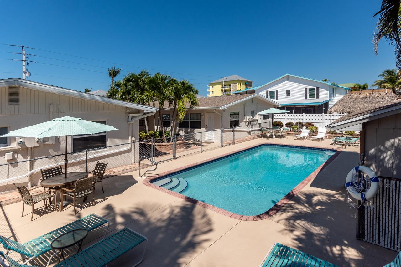 Gulf Breeze Condos Форт-Маєрс-Біч Екстер'єр фото